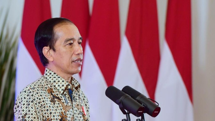 Gratiskan Vaksin COVID-19, Jokowi Minta Masyarakat Terus Disiplin