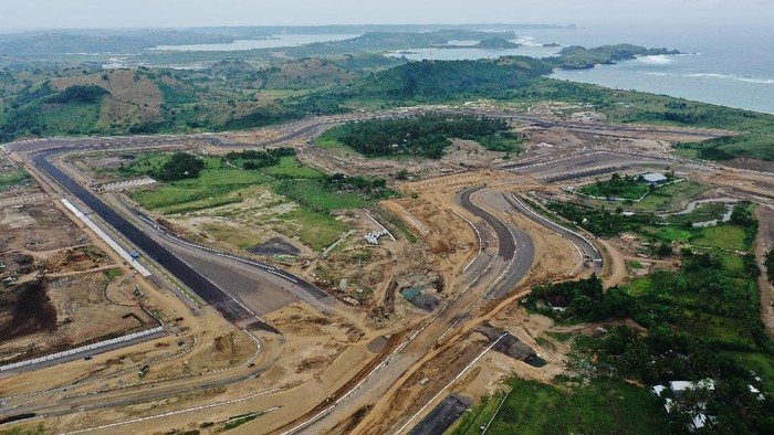 Sirkuit Mandalika Belum Rampung tapi Sudah Dipuji Dorna: Pebalap MotoGP Bakal Suka, Nih