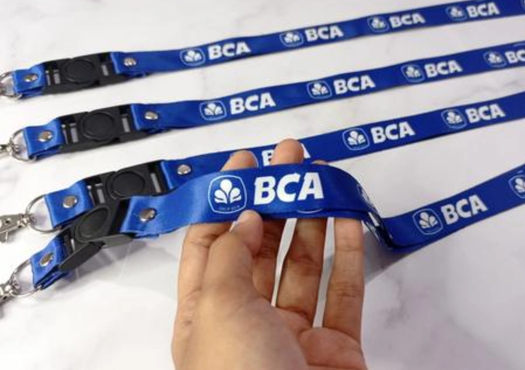 Ucard Surabaya Hadir dengan Layanan Cetak Lanyard di Dua Cabang