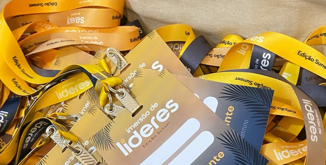 Cetak Tali Lanyard Surabaya: Solusi ID Card Printing Premium untuk Korporat